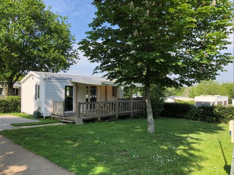 MOBILHOME 4 personnes - Confort - Grande terrasse couverte