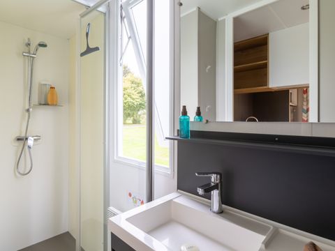 MOBILHOME 6 personnes - Premium - 3 chambres - 2 SDB- spa privatif