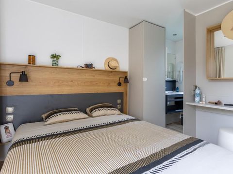 MOBILHOME 4 personnes - Premium - 2 SDB- spa privatif