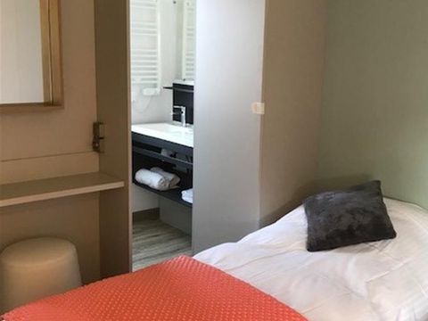 MOBILHOME 4 personnes - Premium - 2 SDB- spa privatif