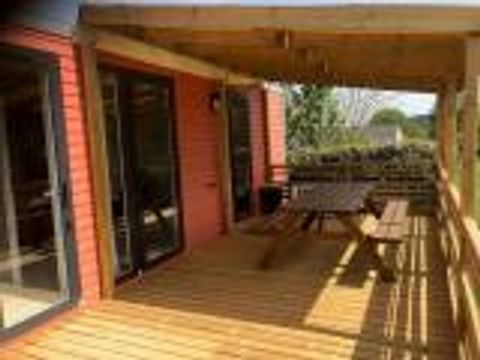 MOBILHOME 4 personnes - Premium - 2 SDB- spa privatif