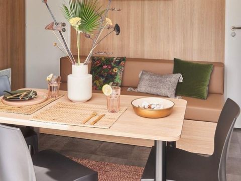 MOBILHOME 6 personnes - Confort Plus - 3 ch - grande terrasse semi-couverte
