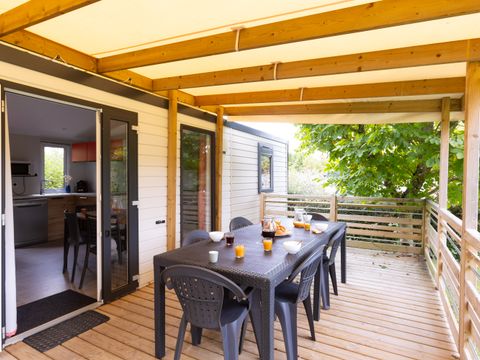 MOBILHOME 6 personnes - COTTAGE PRIVILEGE 3 CH- Terrasse semi couverte (photos non contractuelles)
