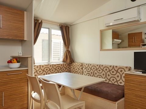 MOBILHOME 6 personnes - Premium | 3 Ch. | 6 Pers. | Terrasse Surélevée | Clim. | TV