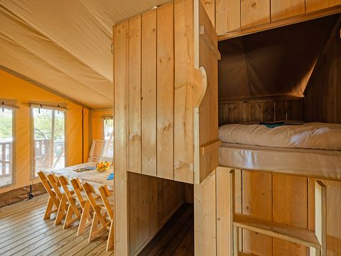 Tente en toile et en bois 4 personnes - Bijela Uvala - Tente Safari + sanitaires + air conditionné (6P)