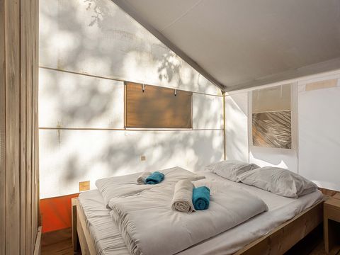 Tente en toile et en bois 4 personnes - Bijela Uvala - Tente Safari de luxe