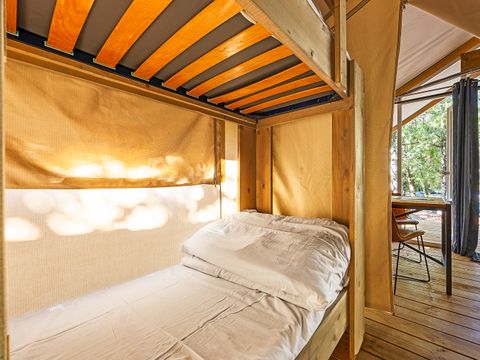 TENTE TOILE ET BOIS 4 personnes - Bijela Uvala - Tente safari Bella Vista + air conditionné (4P)