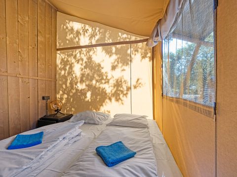Tente en toile et en bois 4 personnes - Safari tent Lodge