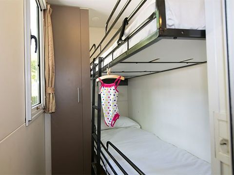 MOBILHOME 6 personnes - Classic | 3 Ch. | 4/6 Pers. | Terrasse surélevée | Clim.