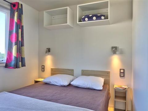 MOBILHOME 4 personnes - 2 chambres.