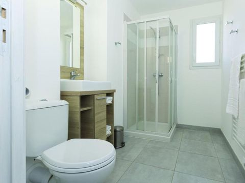APPARTEMENT 6 personnes - cabine