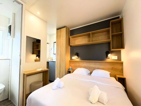 MOBILHOME 6 personnes - 3 Pièces 6 Personnes Climatisé + TV (4 adultes + 2 enfants -12 ans max) (dimanche)