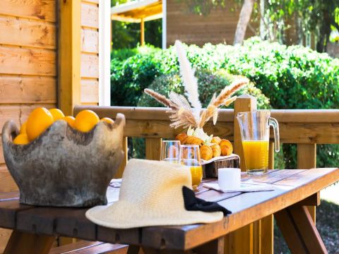 MOBILHOME 6 personnes - 3 Pièces 6 Personnes Climatisé + TV (4 adultes + 2 enfants -12 ans max) (dimanche)