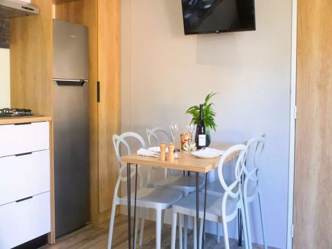 MOBILHOME 6 personnes - 3 Pièces 6 Personnes Climatisé + TV (4 adultes + 2 enfants -12 ans max) (dimanche)