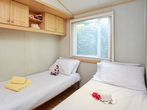 BUNGALOW 8 personnes - Mobil-home | Classic | 3 Ch. | 6/8 Pers. | Terrasse surélevée | Clim.