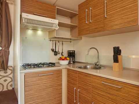 Mobilhome 4 personnes - Mobil-home | Classic XL | 2 Ch. | 4 Pers. | Terrasse surélevée | 2 SDB | Clim. | TV