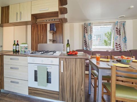 Mobilhome 8 personnes - Classic XL | 3 Ch. | 6/8 Pers. | Terrasse surélevée non couverte | Clim.