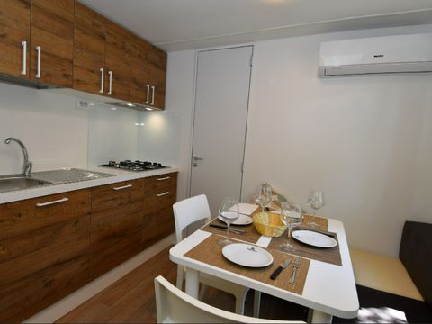 MOBILHOME 5 personnes - LODGE DOG
