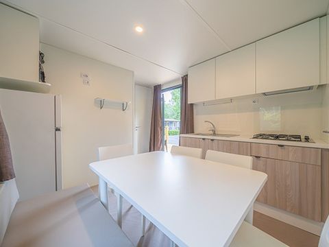 MOBILHOME 4 personnes - Comfort | 2 Ch. | 4 Pers. | Terrasse surélevée | Clim