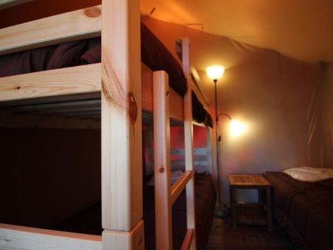Tente en toile et en bois 5 personnes - FAMILY SANS SANITAIRES