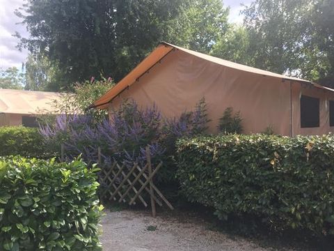 Tente en toile et en bois 5 personnes - FAMILY SANS SANITAIRES