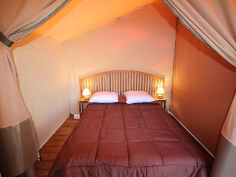 Tente en toile et en bois 5 personnes - FAMILY SANS SANITAIRES