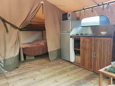 Tente en toile et en bois 5 personnes - VICTORIA SANS SANITAIRES