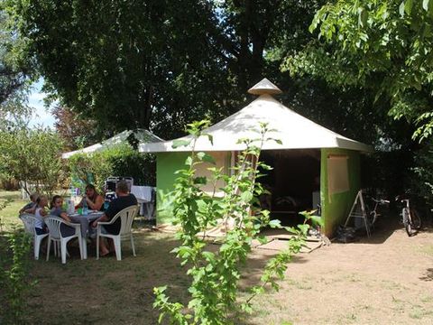 BUNGALOW TOILÉ 4 personnes - Sans sanitaires