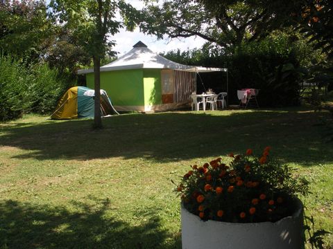 BUNGALOW TOILÉ 4 personnes - Sans sanitaires