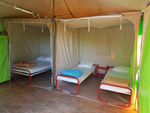 BUNGALOW TOILÉ 4 personnes - Sans sanitaires