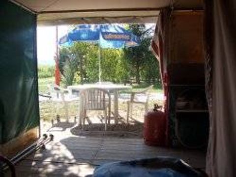 BUNGALOW TOILÉ 4 personnes - Sans sanitaires