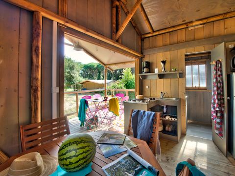 TENTE TOILE ET BOIS 4 personnes - Cabane Lodge Bois sur pilotis Standard 38m² (2 chambres) dont terrasse couverte de 8m² 4 pers.