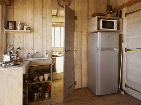 TENTE TOILE ET BOIS 4 personnes - Cabane Lodge Bois sur pilotis Standard 38m² (2 chambres) dont terrasse couverte de 8m² 4 pers.