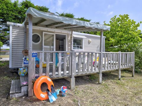 MOBILHOME 6 personnes - Mobil-home Standard 31m² (3 chambres) + terrasse semi-couverte - 6 pers