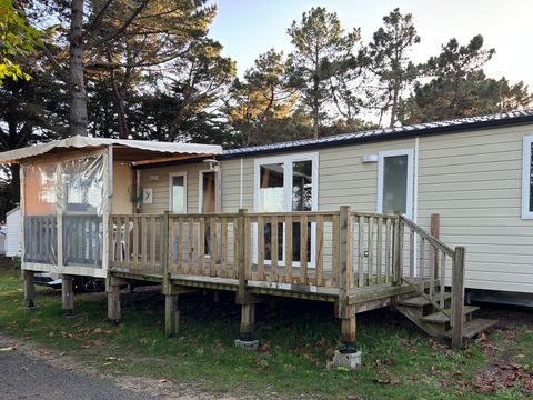 MOBILHOME 6 personnes - 3 chambres (40m² et +) - lave vaisselle et/ou lave-linge - 2 SDB - vue mer - MH31,53,70,84,106,148,151,173