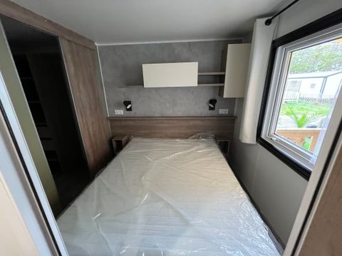 MOBILHOME 4 personnes - 2 chambres / jusqu'à 40m2 / sans équipements : MH 37 - 56 - 160 - 171 - 178 - 208