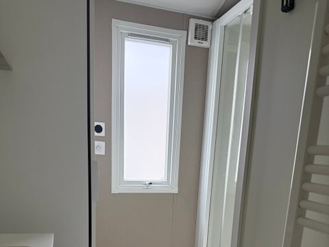 MOBILHOME 4 personnes - Mobilhome PREMIUM 4 pers. 2 chambres / 40m2 et +,  L.L et/ou L.V, terrasse fermée, vue mer  : MH 21 - 30 - 52 - 62 - 135 - 167 - 176 