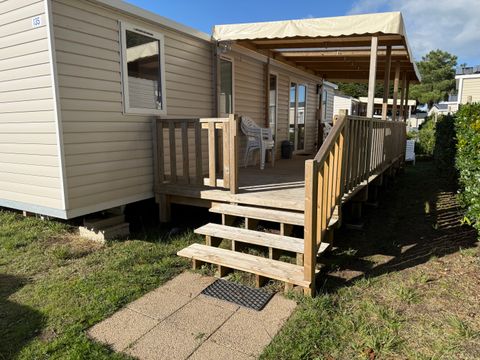 MOBILHOME 4 personnes - Mobilhome PREMIUM 4 pers. 2 chambres / 40m2 et +,  L.L et/ou L.V, terrasse fermée, vue mer  : MH 21 - 30 - 52 - 62 - 135 - 167 - 176 