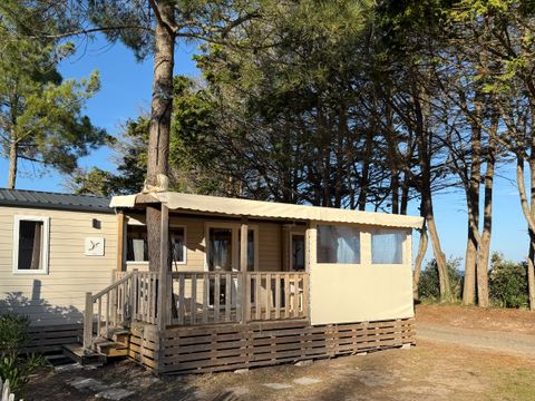 MOBILHOME 6 personnes - PREMIUM 6 pers. 3 chambres / 40m2 et + / L.L et/ou L.V, terrasse fermée, vue mer : MH 31 - 53 - 54 - 70 - 84 - 94 - 106 - 134 - 141 - 148 - 149 - 164 