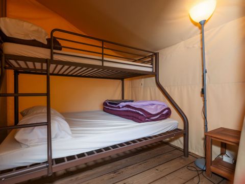Tente en toile et en bois 5 personnes - Sunlodge Confort (pas de douche)
