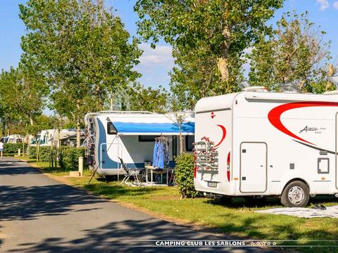 Emplacement - EMPLACEMENT CONFORT 2P