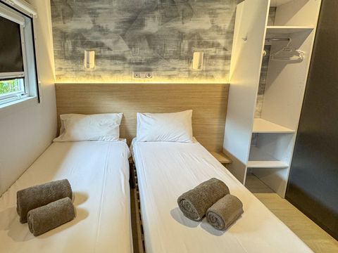 MOBILHOME 4 personnes - 06 - TAOS LUXE 2 CH 2 SDB - Oustalet