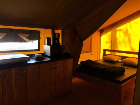 Tente en toile et en bois 5 personnes - Tente Kalahari XL 3 Pièces 5 Personnes Sans Sanitaire