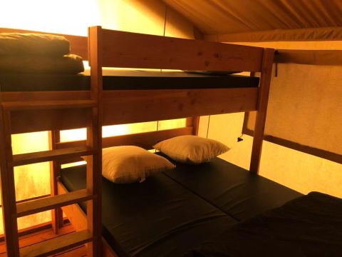 Tente en toile et en bois 5 personnes - Tente Kalahari XL 3 Pièces 5 Personnes Sans Sanitaire