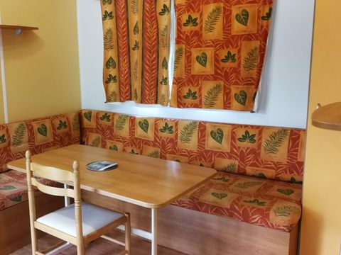 Mobilhome 1/6 personnes - PRIVILEGE - 2 chambres - 40m² terrasse comprise