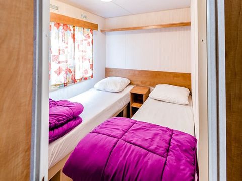 MOBILHOME 4 personnes - Vintage Standard 20m² - 2 chambres + terrasse non-couverte + TV