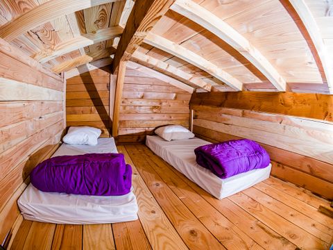 Chalet 6 personnes - Confort 50m² - 3 chambres + terrasse couverte + TV + four