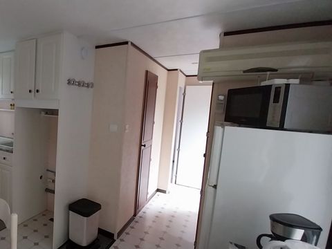 MOBILHOME 4 personnes - Nathalie et Didier, sous-location 2 chambres, terrasse couverte + TV