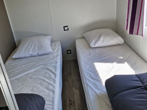 MOBILHOME 6 personnes - Limousin Confort 36m² (3 ch -6pers) + terrasse couverte + TV + lave-vaisselle