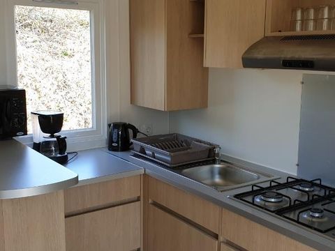 MOBILHOME 6 personnes - Mobil-Home Limousin Confort 30m² Vue lac (3ch-6pers)+terrasse couverte+TV